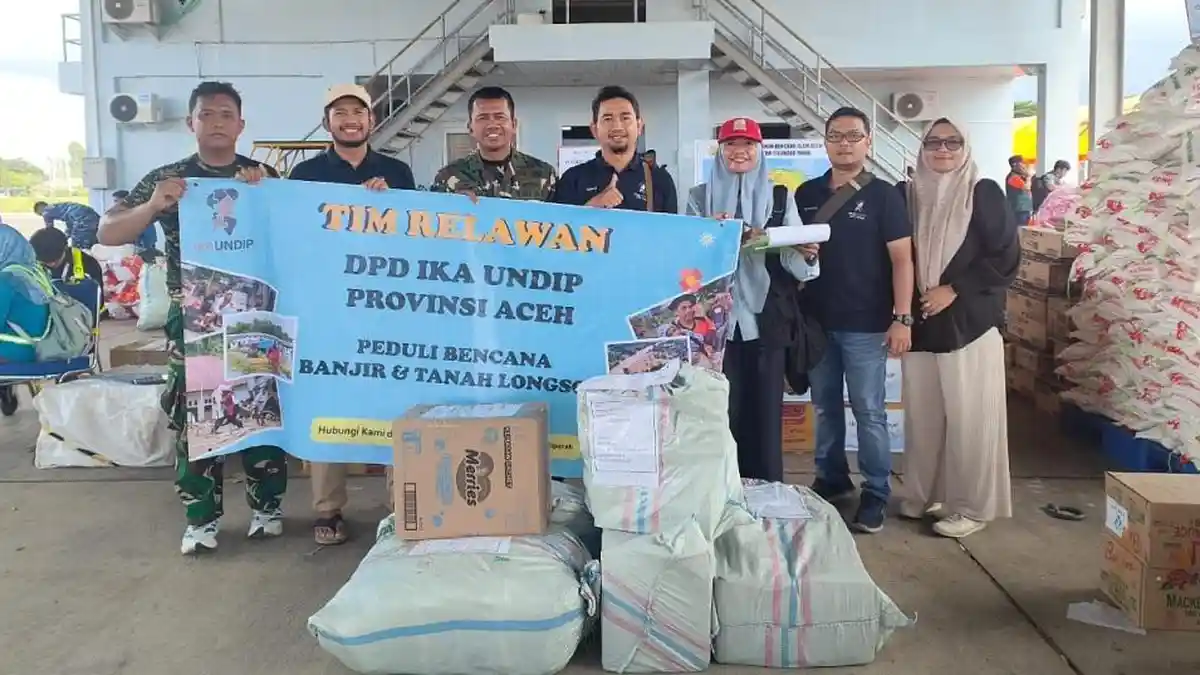 Tim Relawan IKA UNDIP Tiba di Banda Aceh, Fokus Penyediaan Air Bersih untuk Korban Banjir